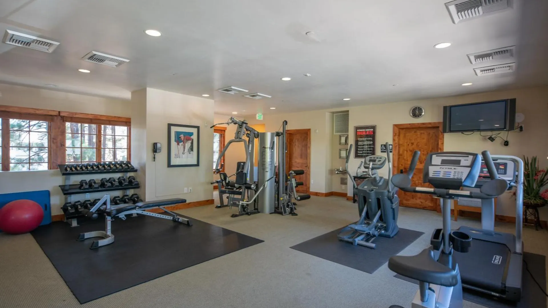 公寓 The Peak Everest 14 - The Ultimate In Lakefront Luxury 南太浩湖